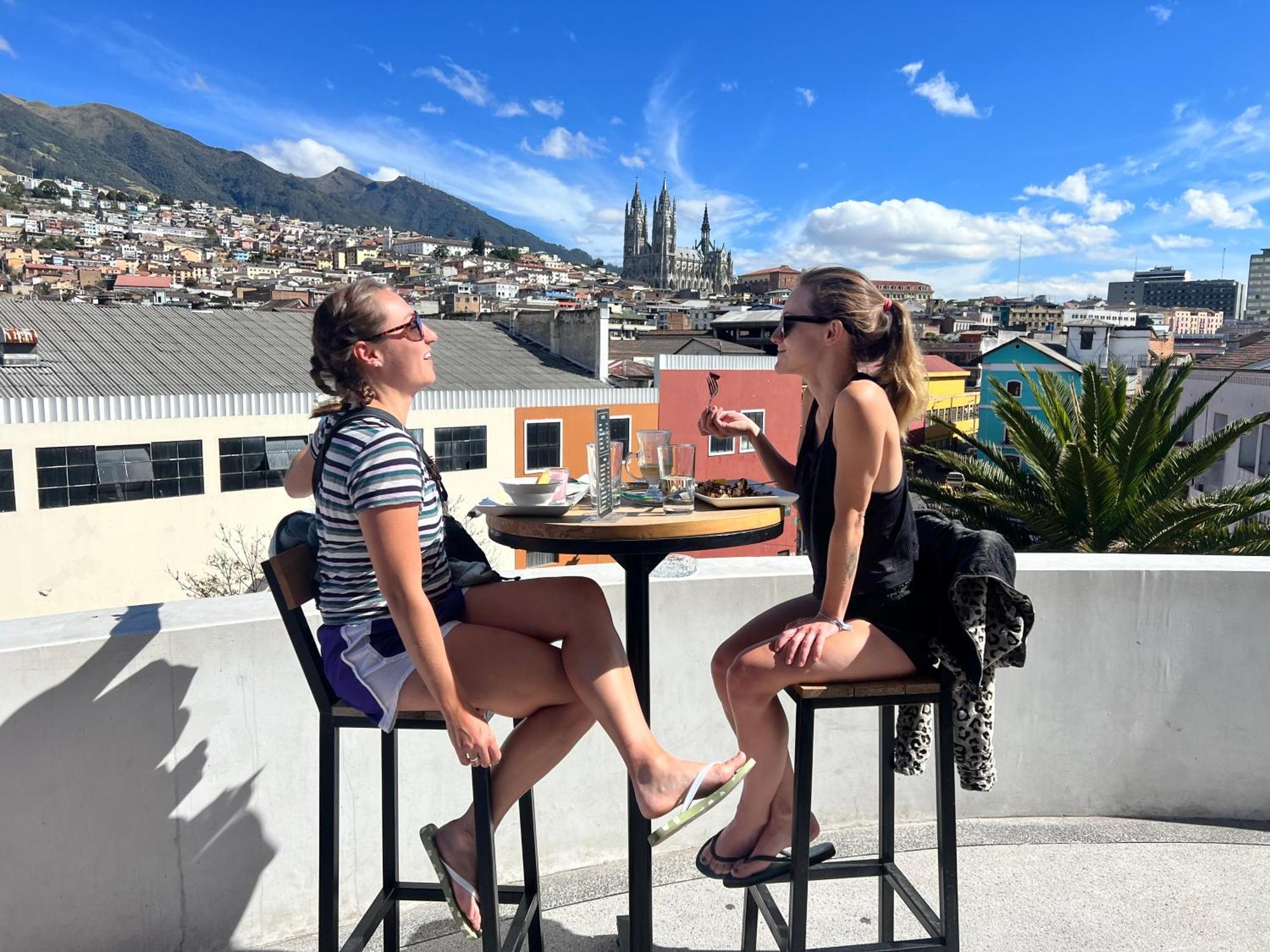 Community Hostel Quito Kültér fotó