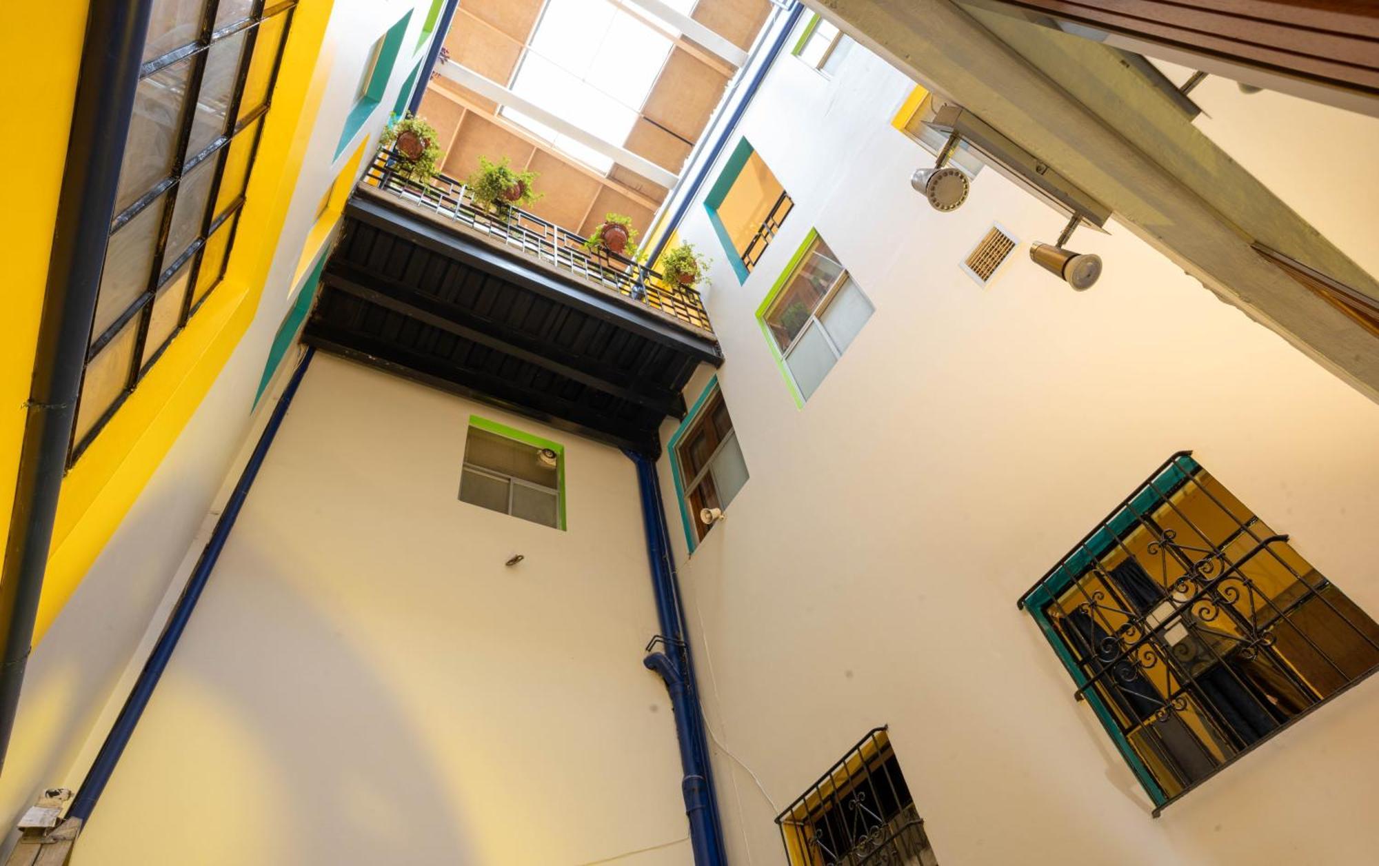 Community Hostel Quito Kültér fotó